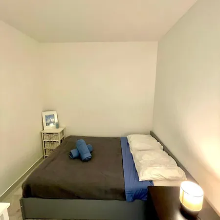 Apartment Les Pins - 4 People - Swimming Pool Juan-les-Pins